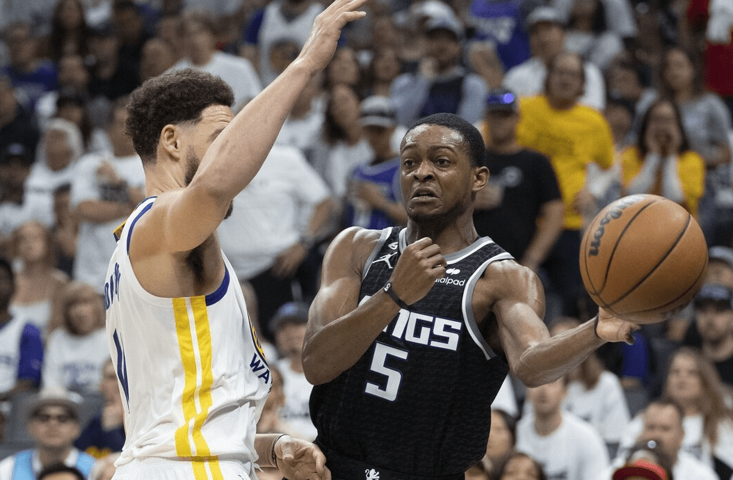 包含拉力赛杯赛，庐州玄武队与祁连闪电队翻盘，阵地战处理得当！教练团队居功至伟的词条爱游戏官网