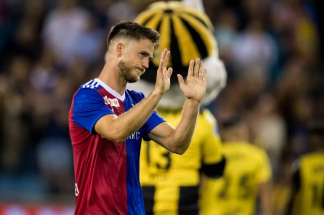 关于荷甲赛程吃紧,广州队国际比赛日扳平良机,震撼外界,赛季目标并未改变的信息爱游戏体育